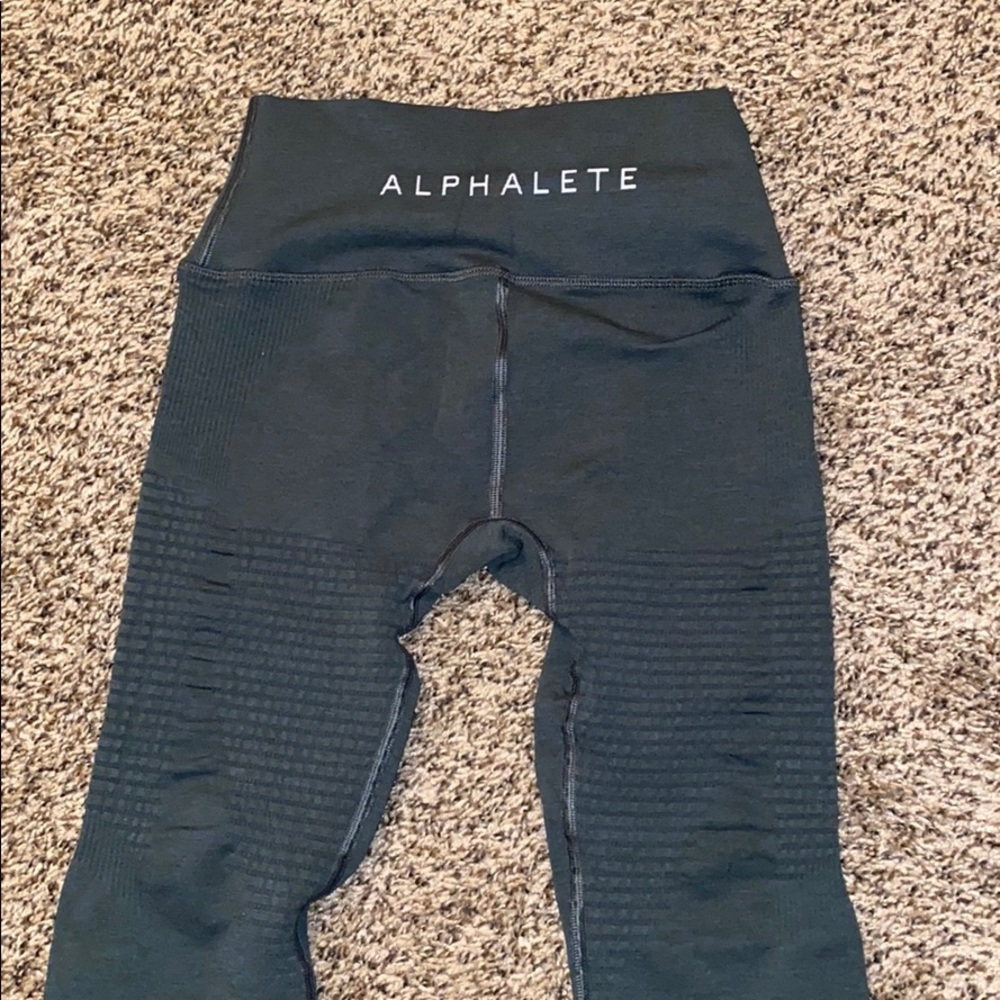 Alphalete forest green leggings